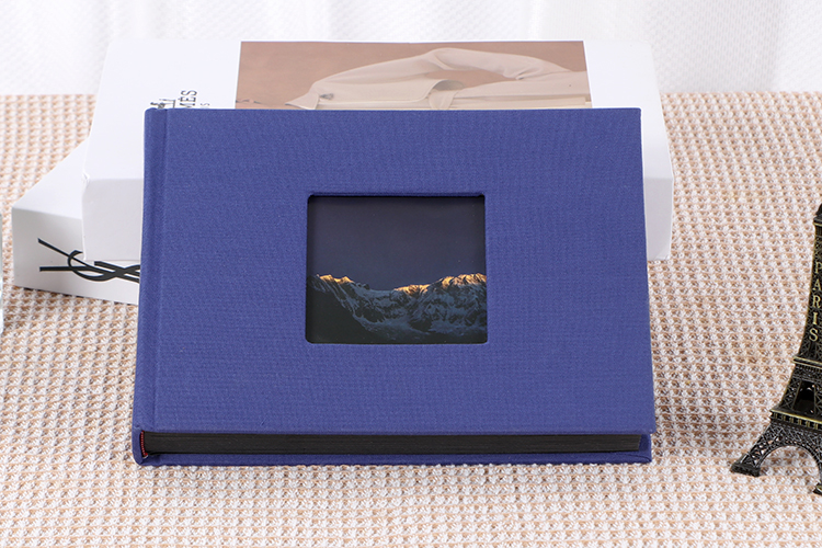 Album photo avec pages en papier noir