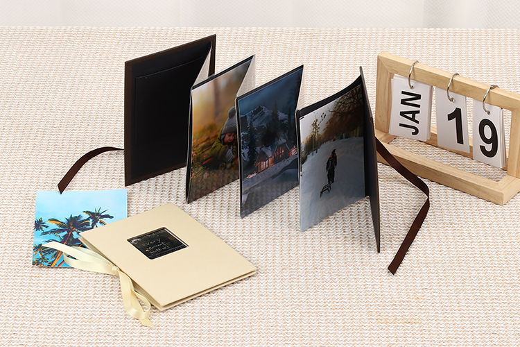 Album photo avec papier beurre