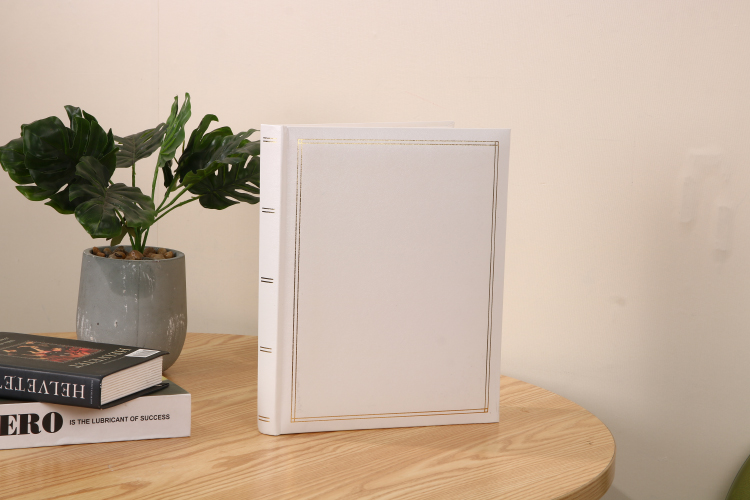 Album photo de mariage avec papier de soie